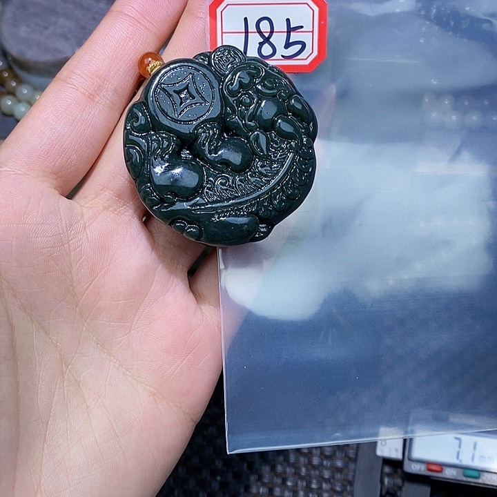 和田玉和田玉边角料随机发未镶嵌