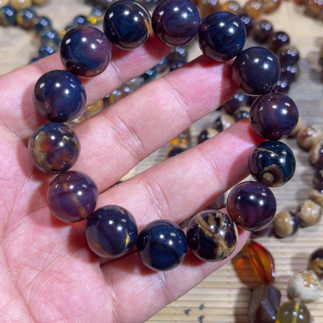琥珀未镶嵌裸石15规格鬼脸妖花溶洞手串