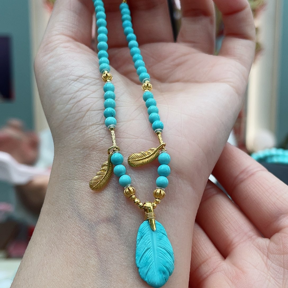 绿松石颈饰18K金镶嵌