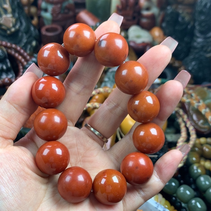 透闪石质玉未镶嵌珠宝奇石