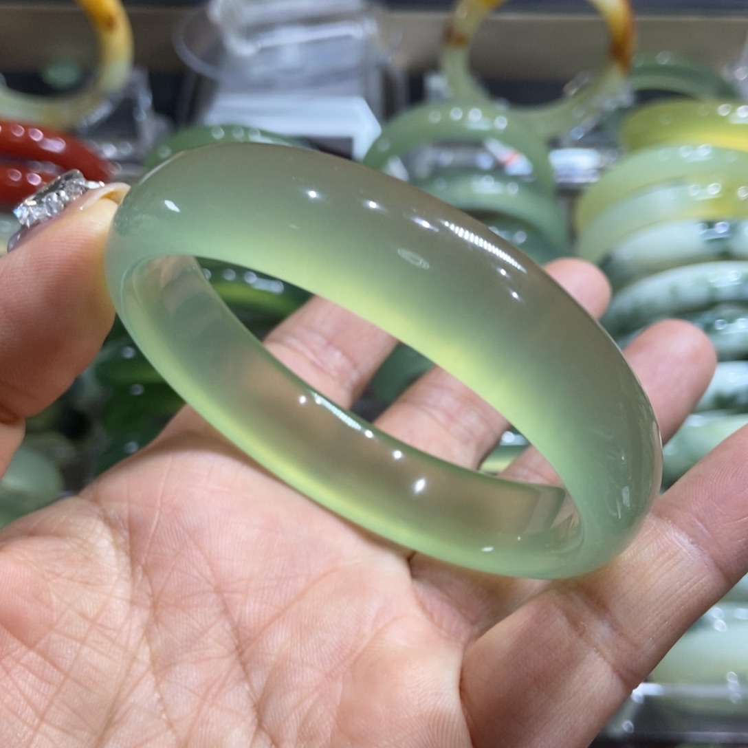 岫玉未镶嵌手镯61