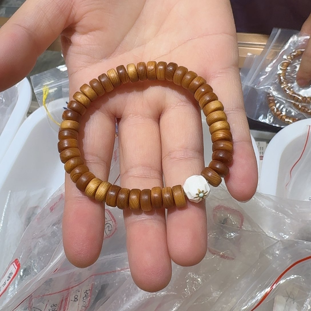 崖柏卡7直切带猛犸配饰