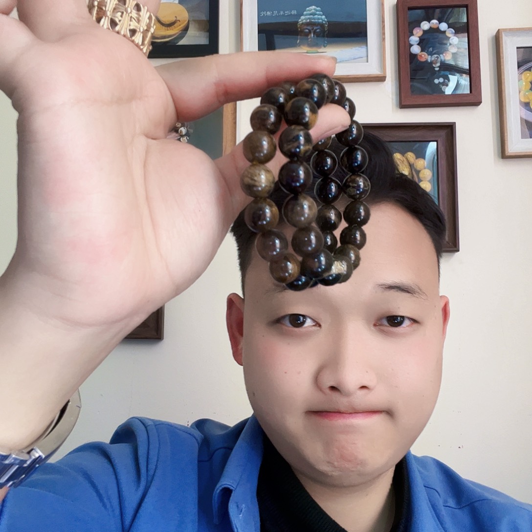 琥珀裸石未镶嵌缅甸琥珀多样性发货其中一件