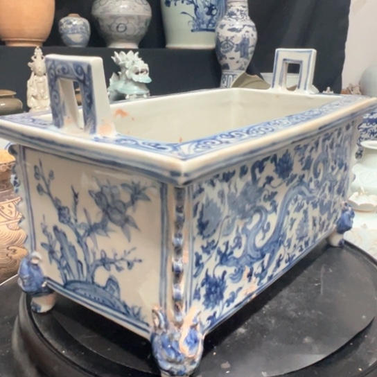 摆件西**雁青花纹香炉一个，