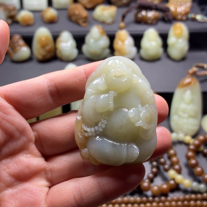 和田玉（糖玉）未镶嵌颈饰