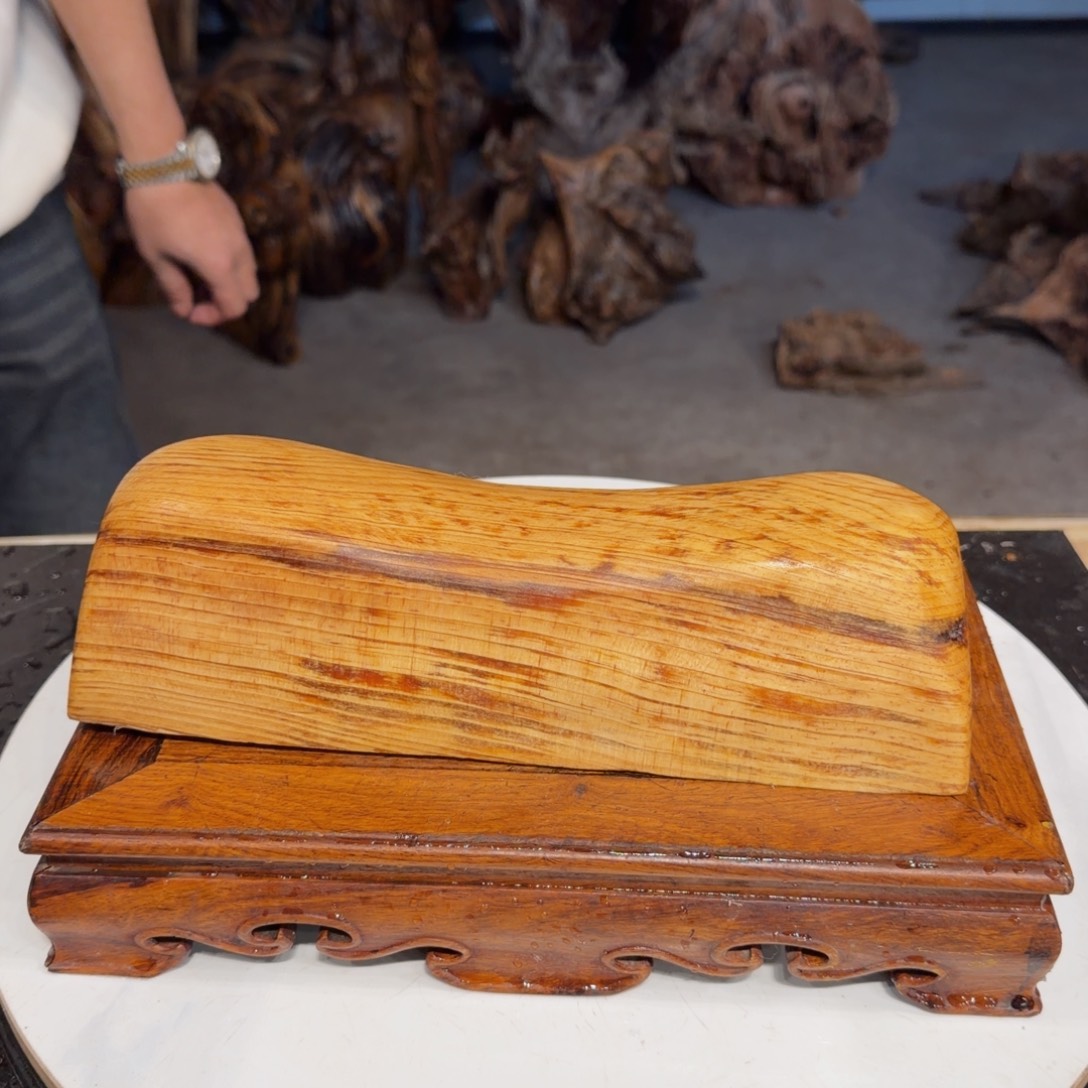 用***5木三丰琥珀木 天然摆件36