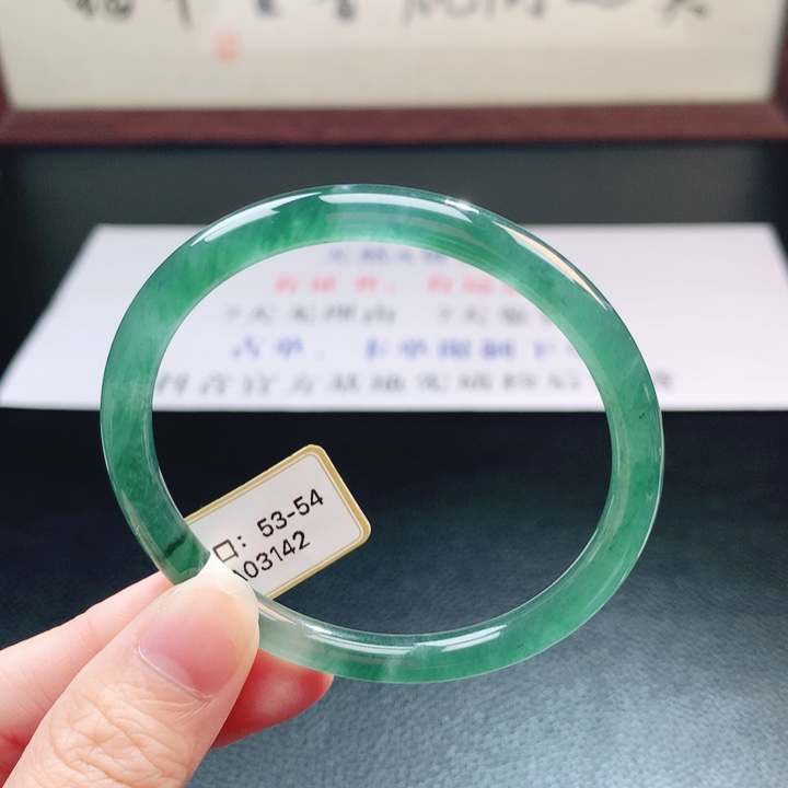 翡翠未镶嵌手镯翡翠手镯52