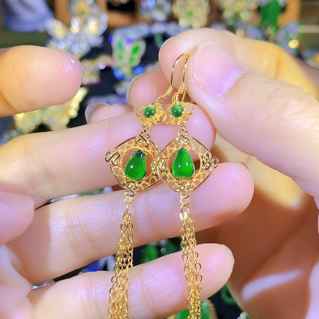 颈饰银S925镶嵌翡翠