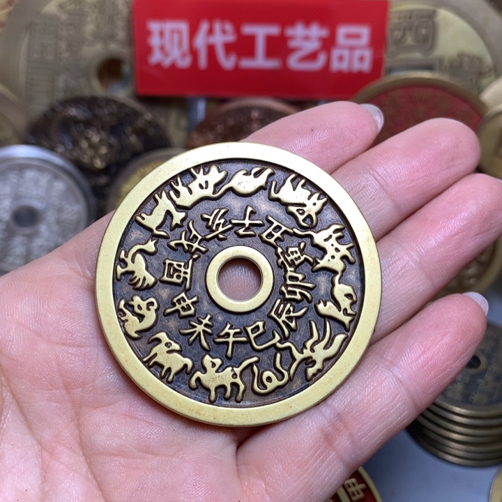 铜温***生现代工艺品花钱156