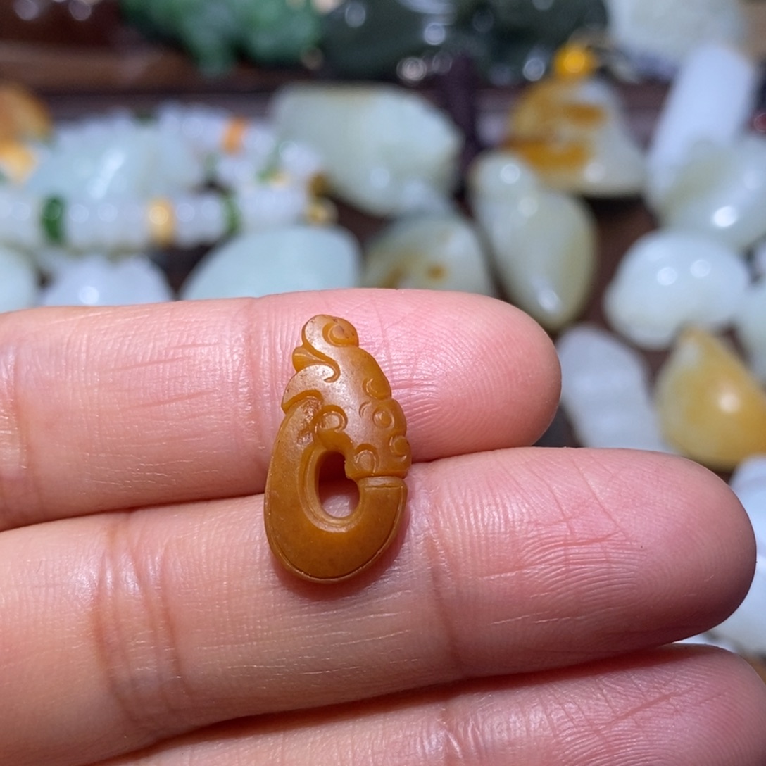 和田玉吊坠(不含链)未镶嵌森