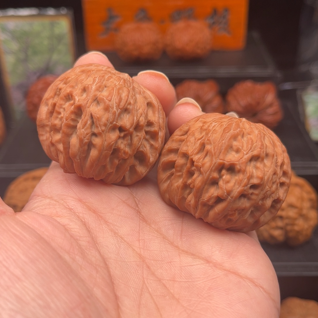 【闪购商品】文玩核桃吊坠磨盘40