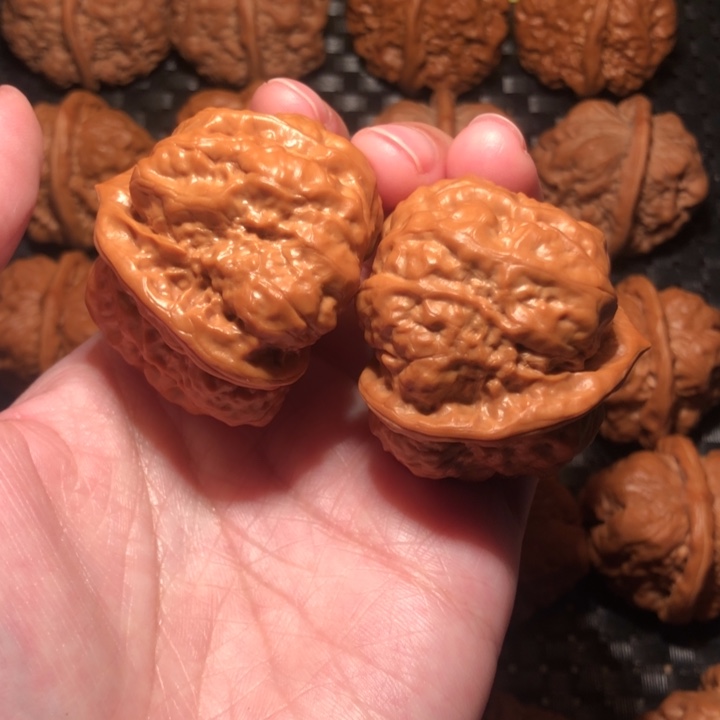 满***长文玩核桃把件蛙王