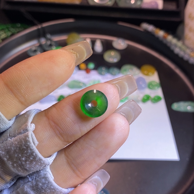 【闪购商品】翡翠挂件未镶嵌甜甜圈