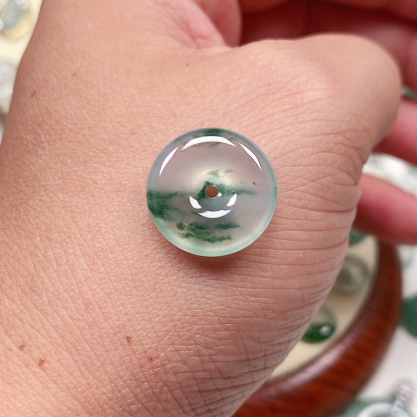 【闪购商品】翡翠未镶嵌吊坠(不含链)