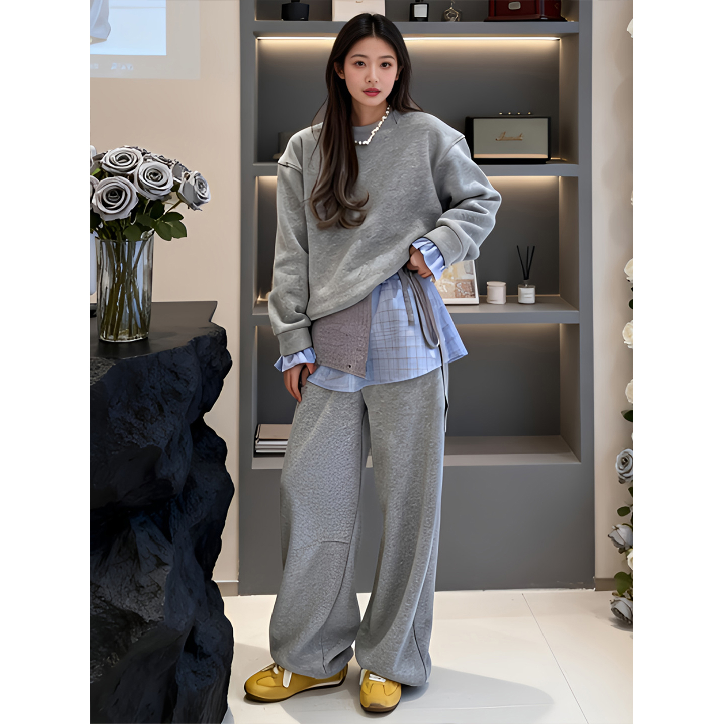 复古拼接设计感卫衣套装女秋冬新款设计感格子屁帘加绒卫裤三件套