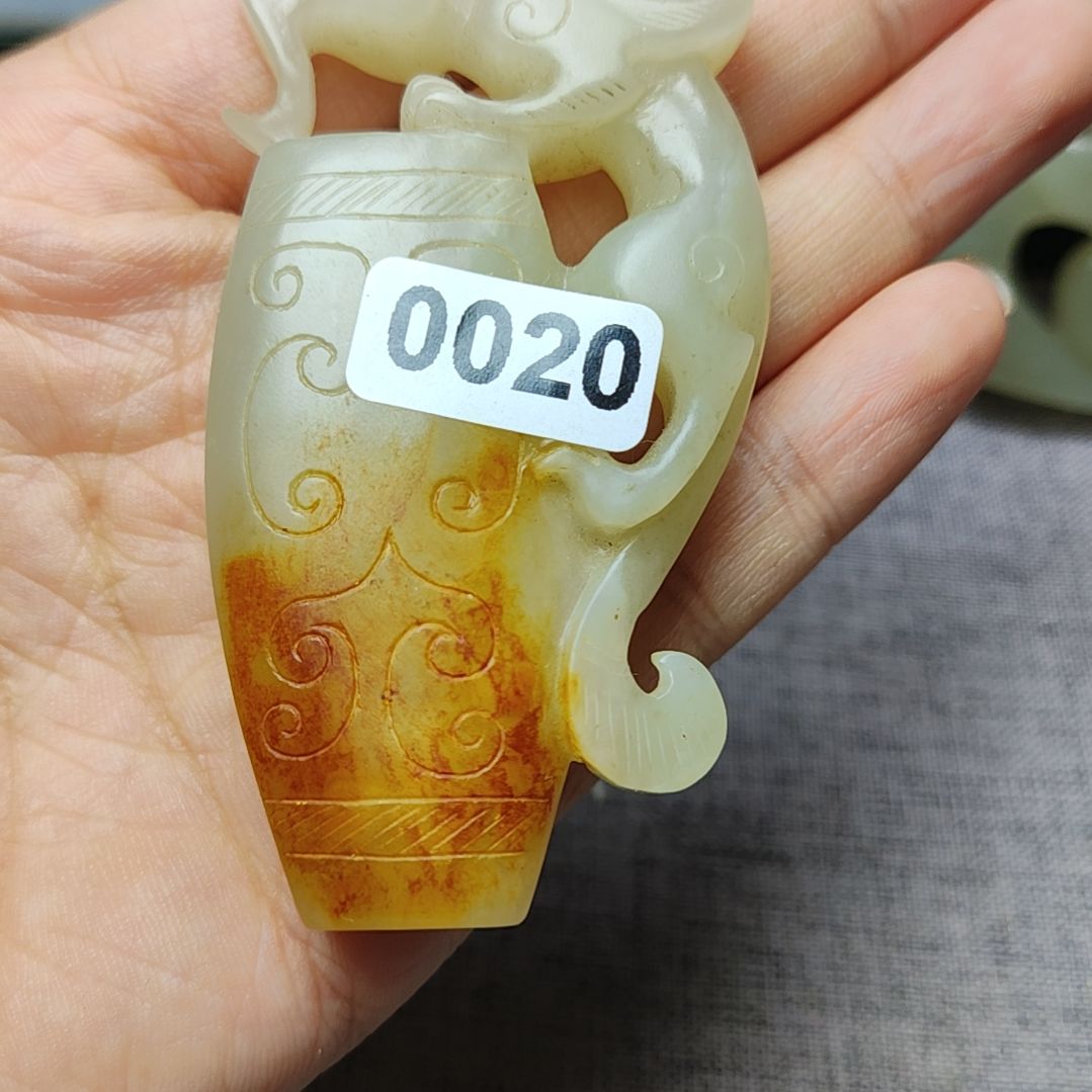 摆件彦***8新号开播，全场放漏！