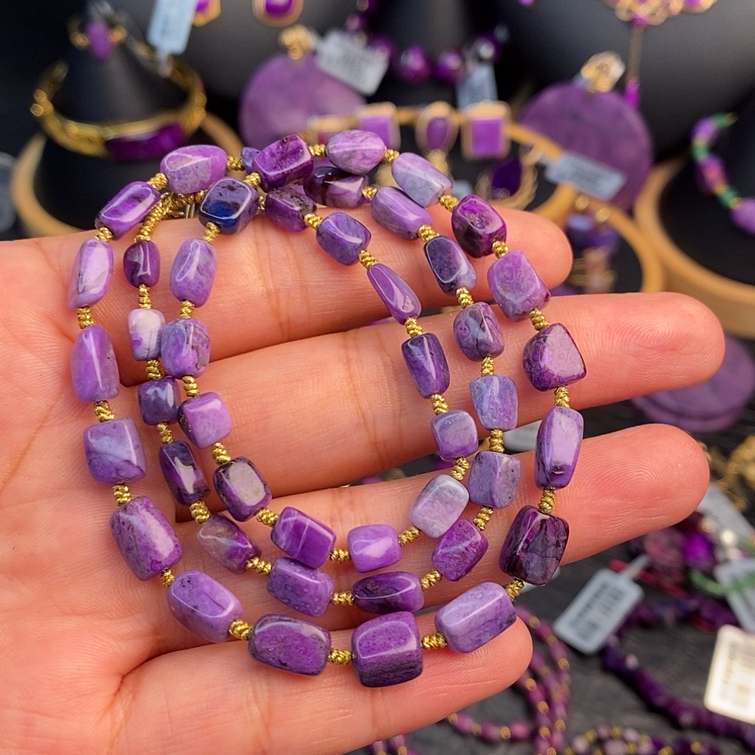 18K金镶嵌苏纪石（舒俱来）项链