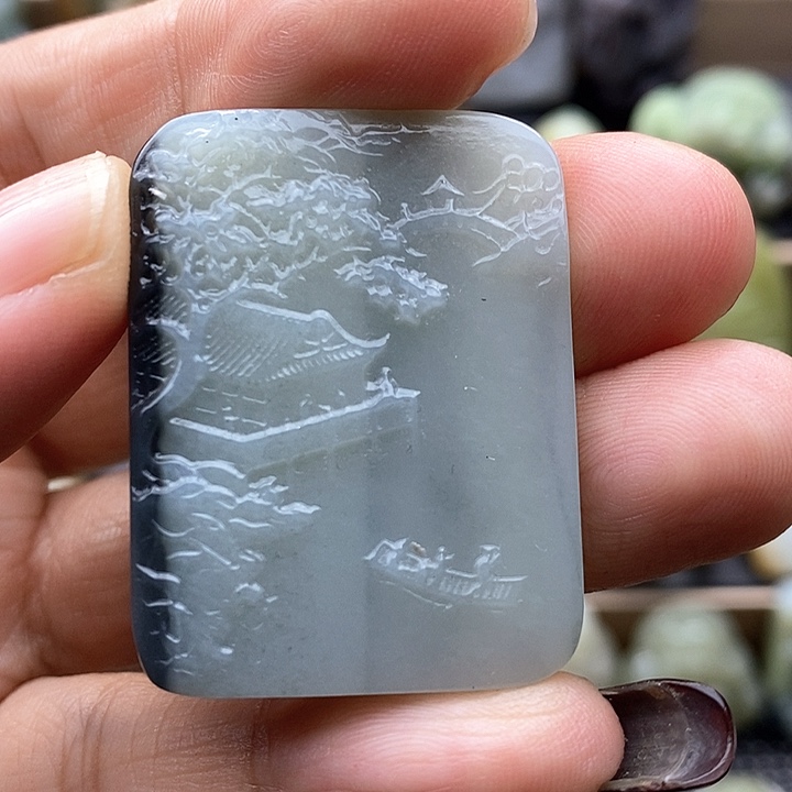 颈饰未镶嵌和田玉（糖玉）