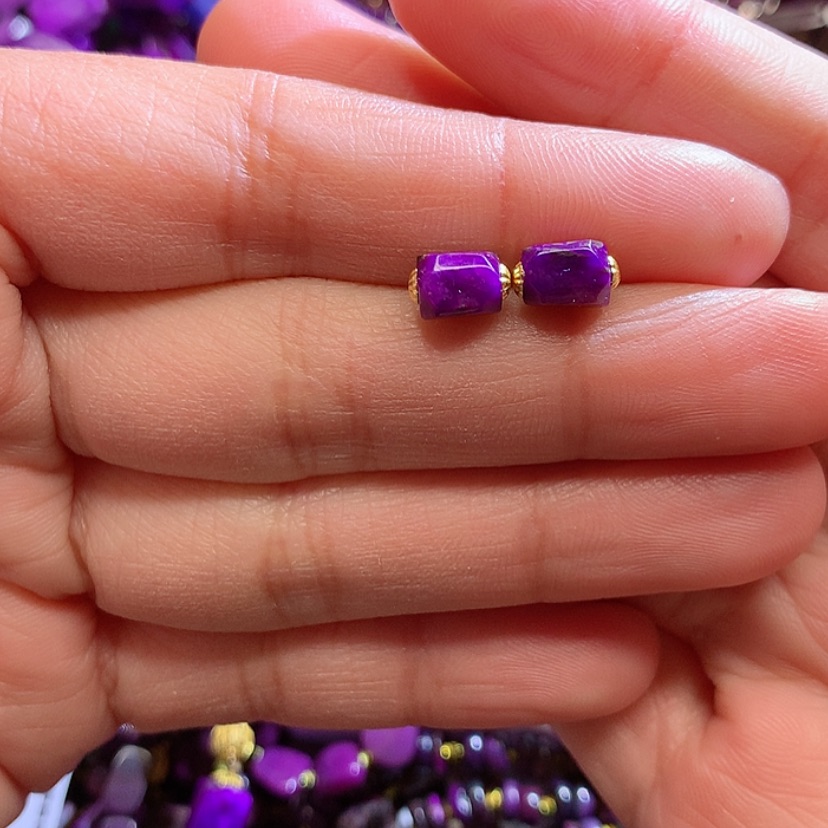 【闪购商品】苏纪石（舒俱来）耳钉18K金镶嵌周*