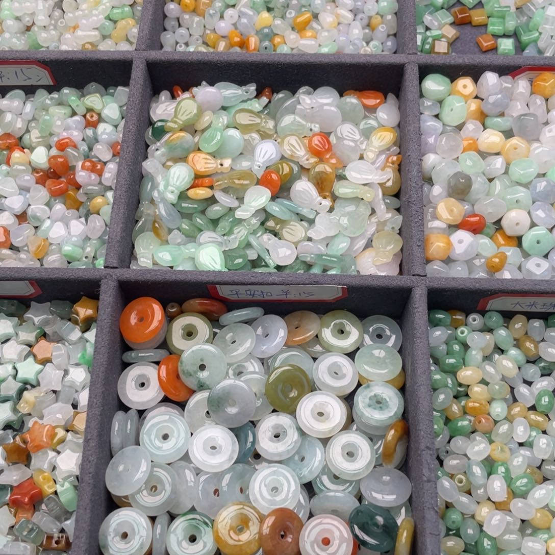 翡翠颈饰未镶嵌00000000