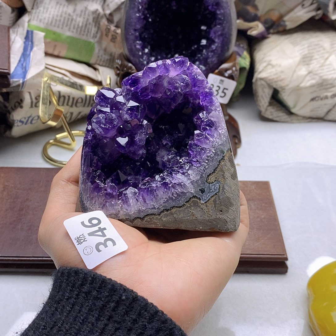 紫晶大型摆件（非配饰）未镶嵌