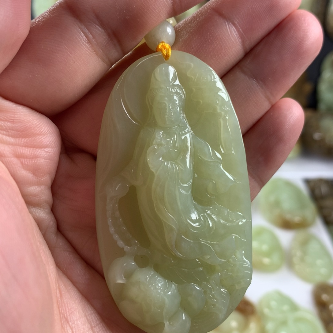 和田玉颈饰未镶嵌?****?