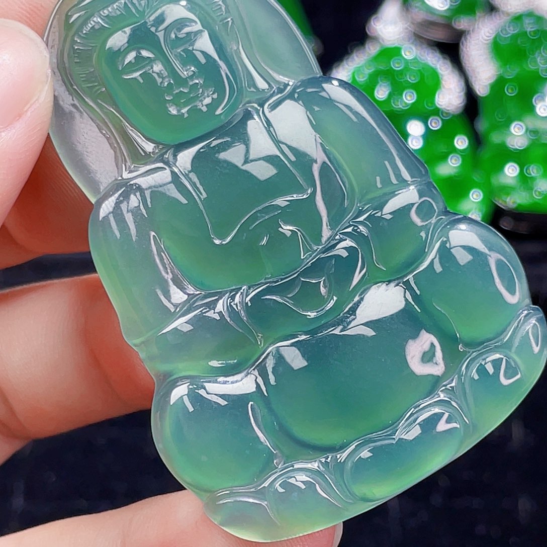 翡翠未镶嵌颈饰6，