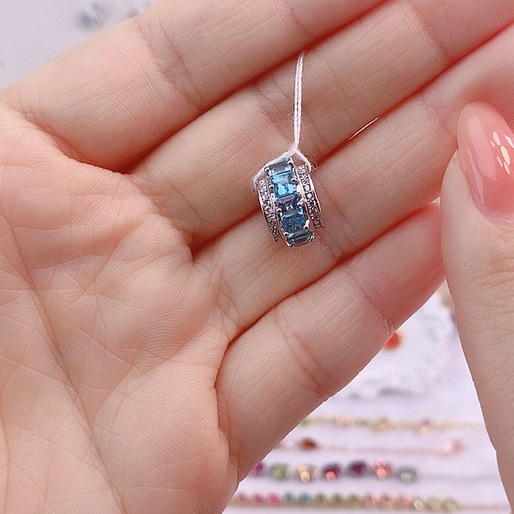 托帕石颈饰银S925镶嵌吊坠