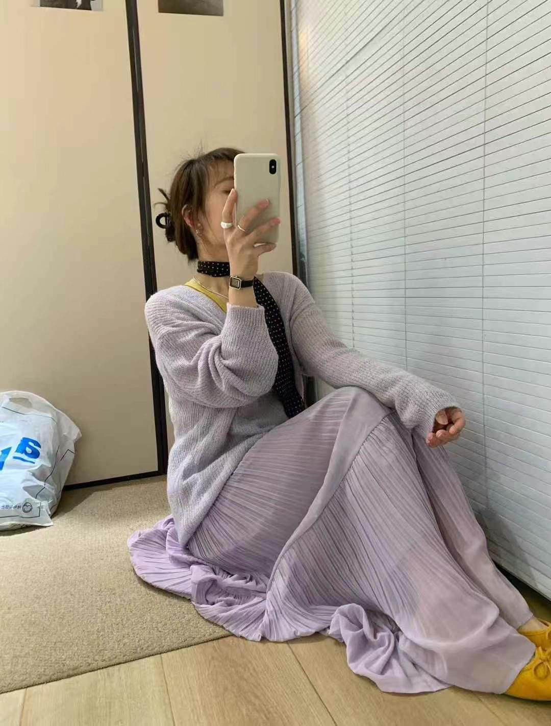 春季洋气小香风紫色针织衫上衣搭配半身裙套装高档感超好看