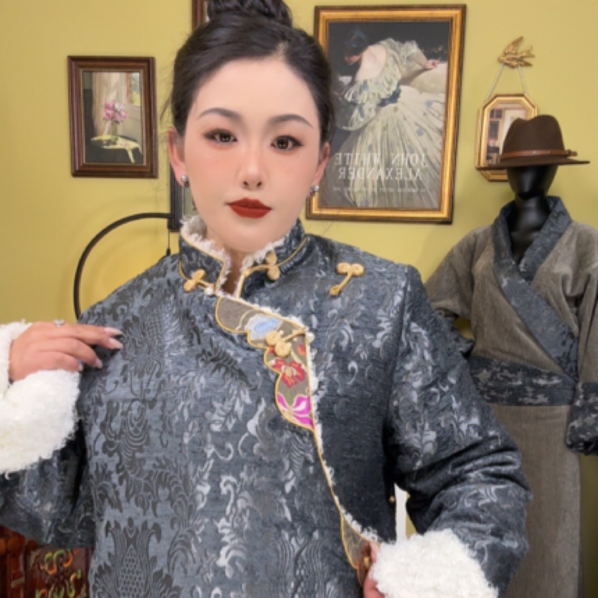 （福利）提花款外套 常规款