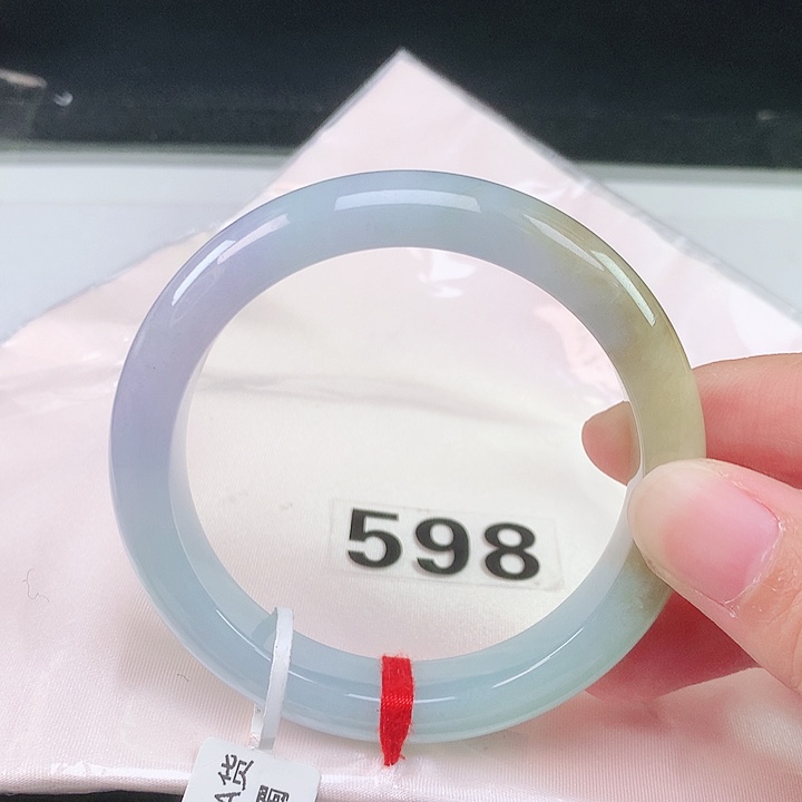 翡翠未镶嵌手镯翡翠