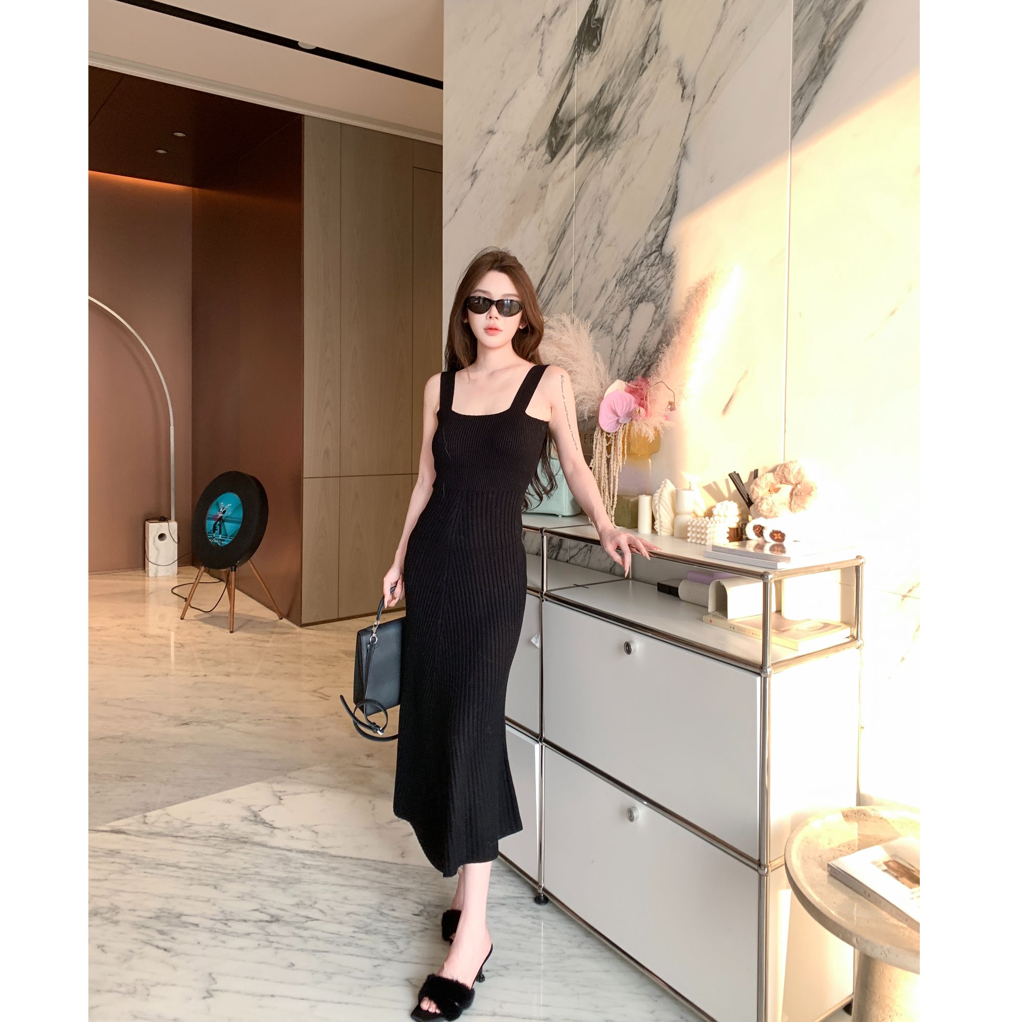 媛媛【时光针脚】高级感长袖针织收腰时尚连衣裙#Q1369