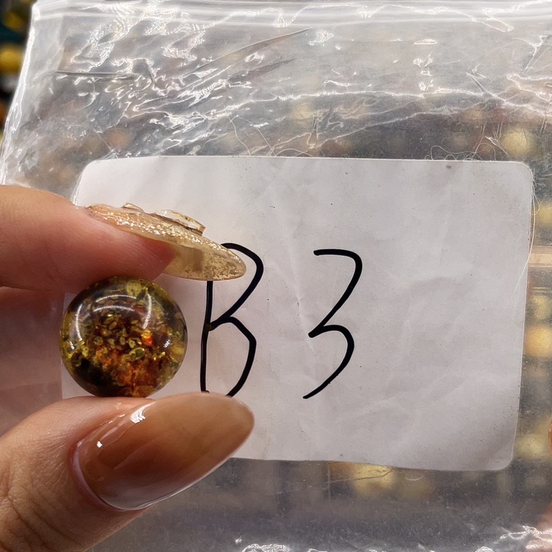 琥珀未镶嵌裸石15.1福利