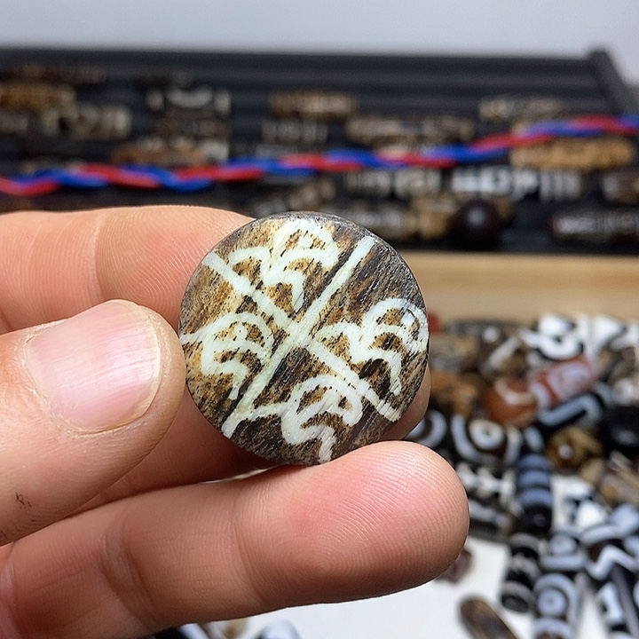 玛瑙/玉髓颈饰未镶嵌5