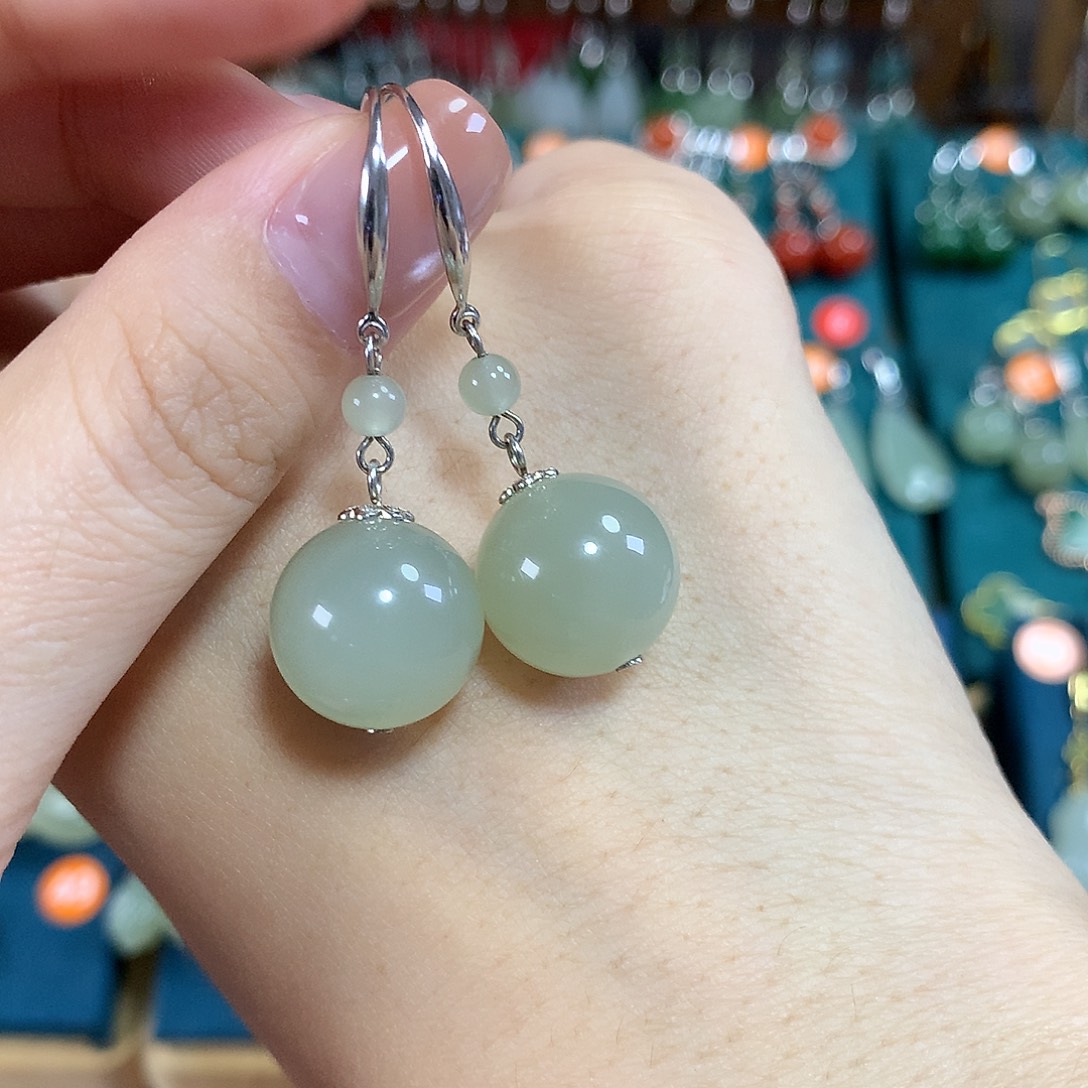 和田玉银S925镶嵌耳饰卡14左右