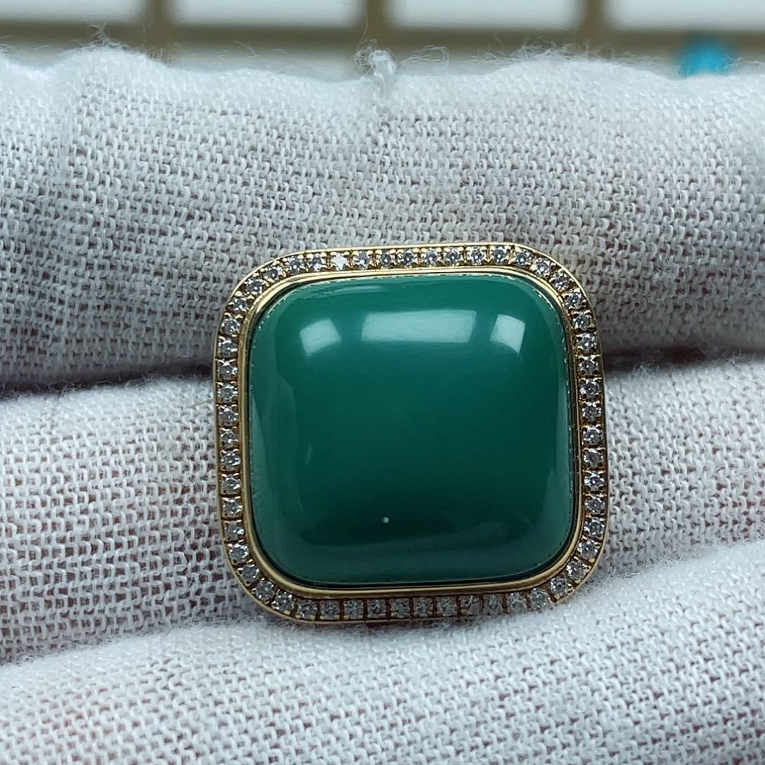 未镶嵌绿松石珠宝奇石