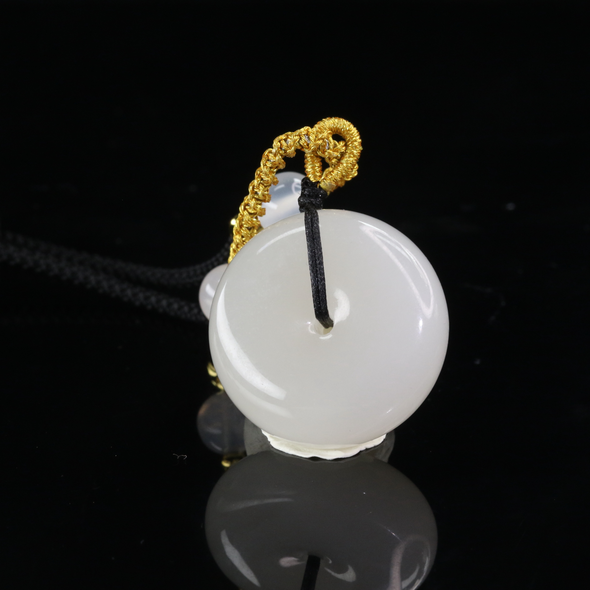 13和田玉羊脂白扣子/600174上海嘉禾拍卖