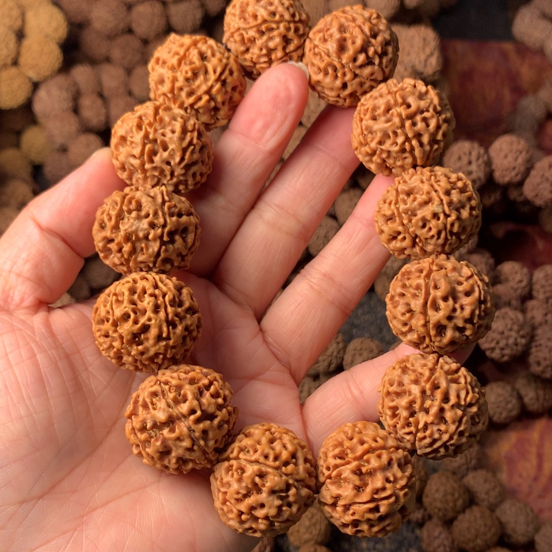 手串金刚菩提7瓣卡26 编号23