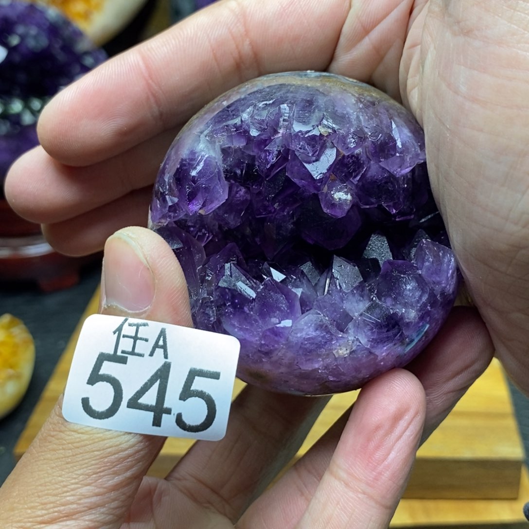 水晶大型摆件（非配饰）未镶嵌