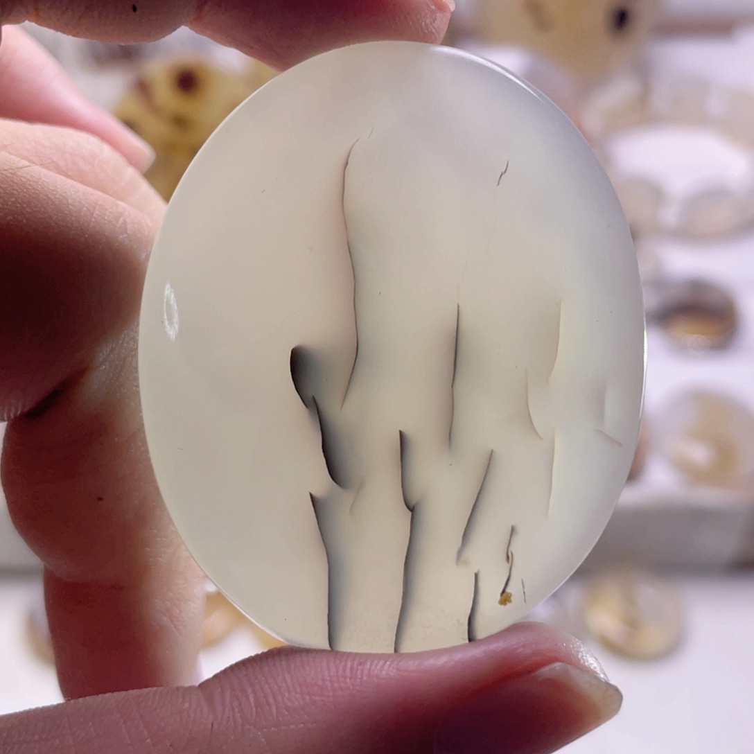 玛瑙/玉髓未镶嵌珠宝奇石