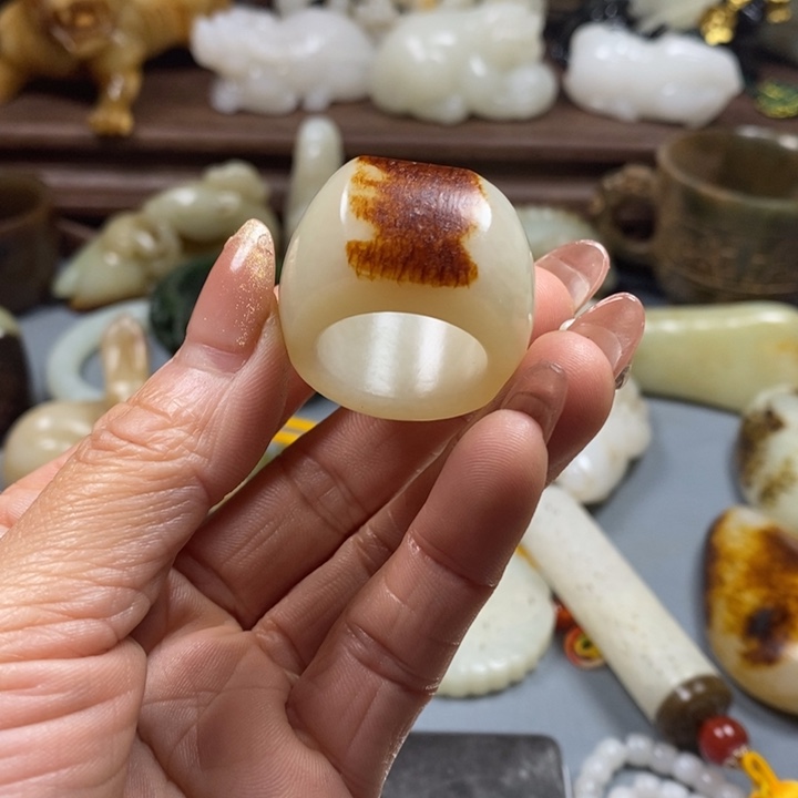 和田玉挂件未镶嵌紫*堂