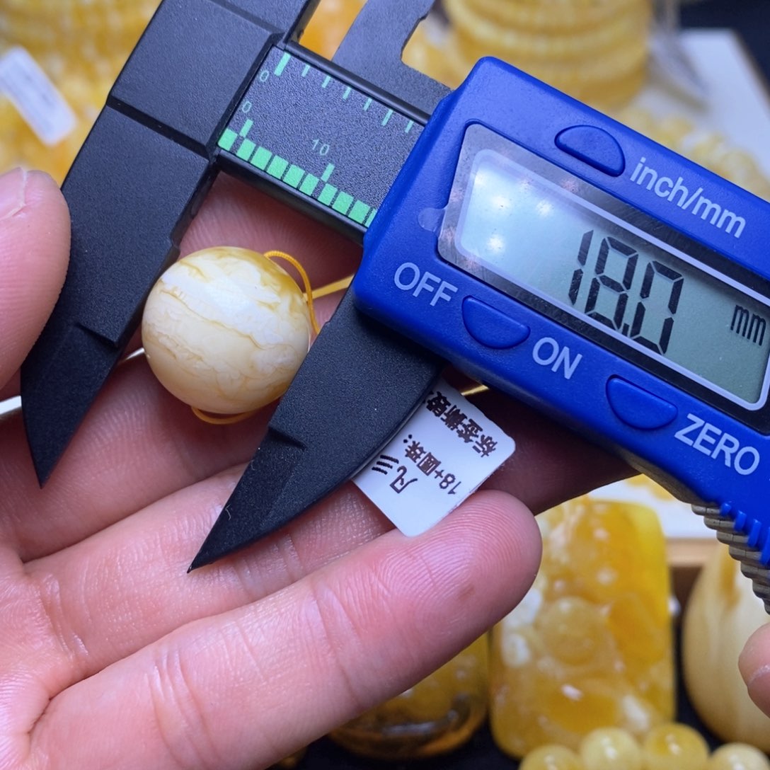 【闪购商品】蜜蜡裸石未镶嵌18+圆珠