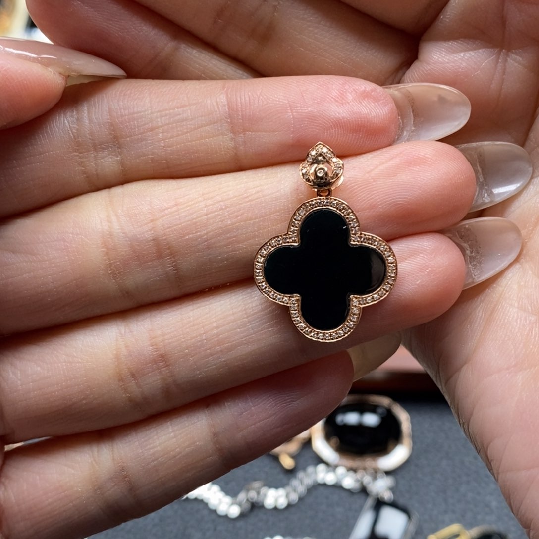 翡翠颈饰18K金镶嵌香*✔四叶草