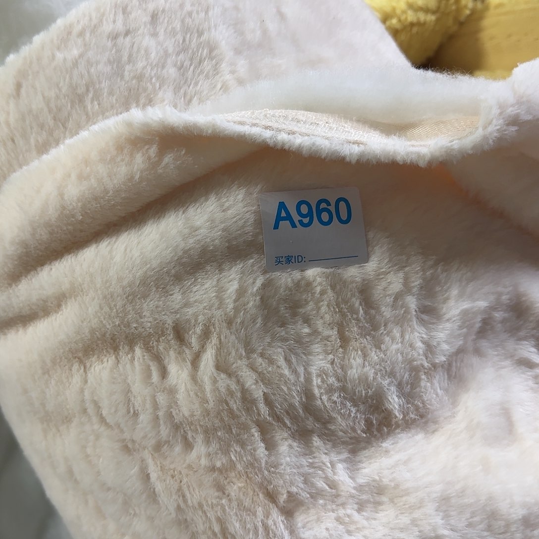 米白色高密兔毛加棉16元2米960