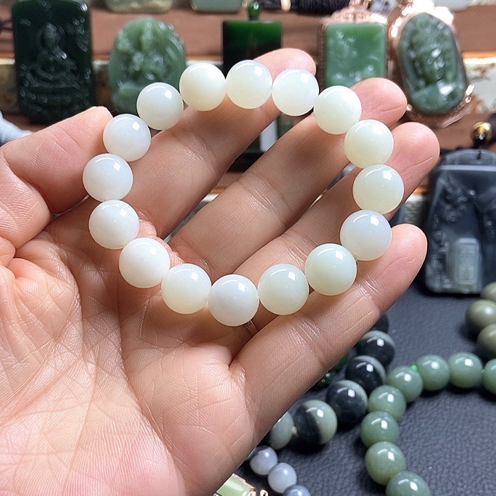 和田玉未镶嵌手链