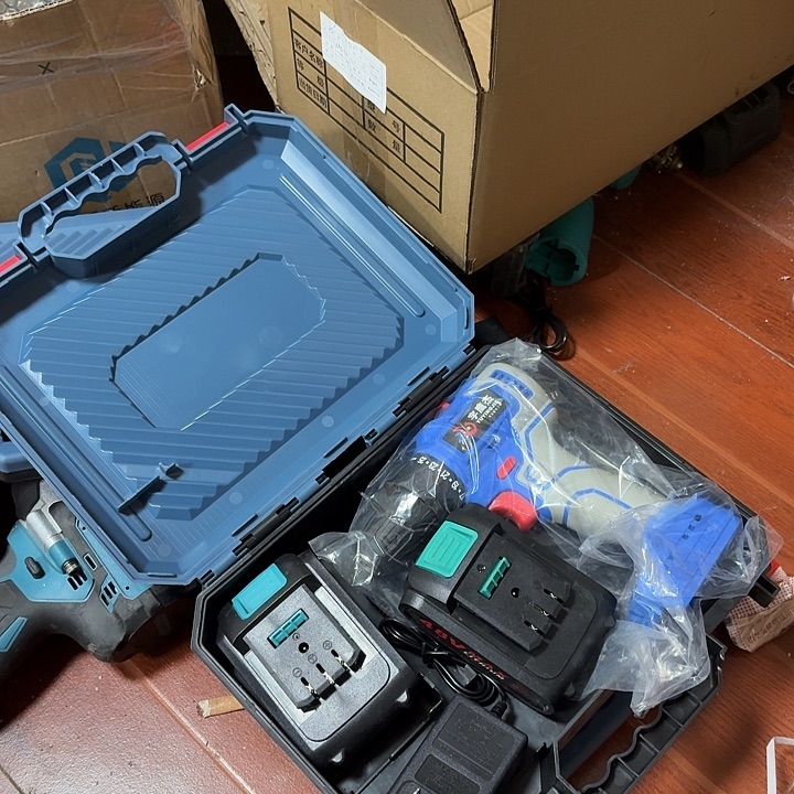 手电转2电一充1111