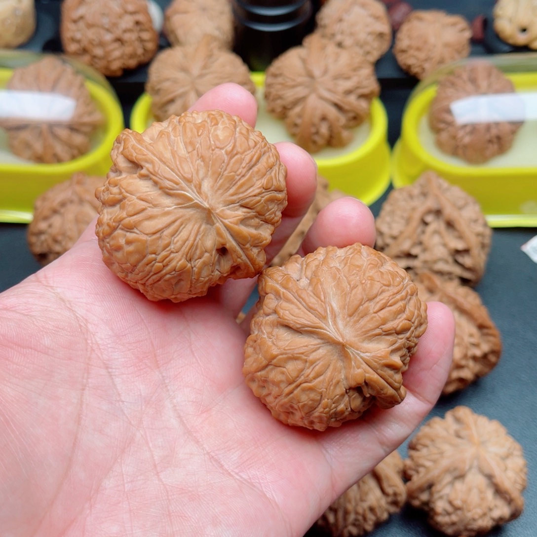 文玩核桃把件平谷大团圆44×45×34