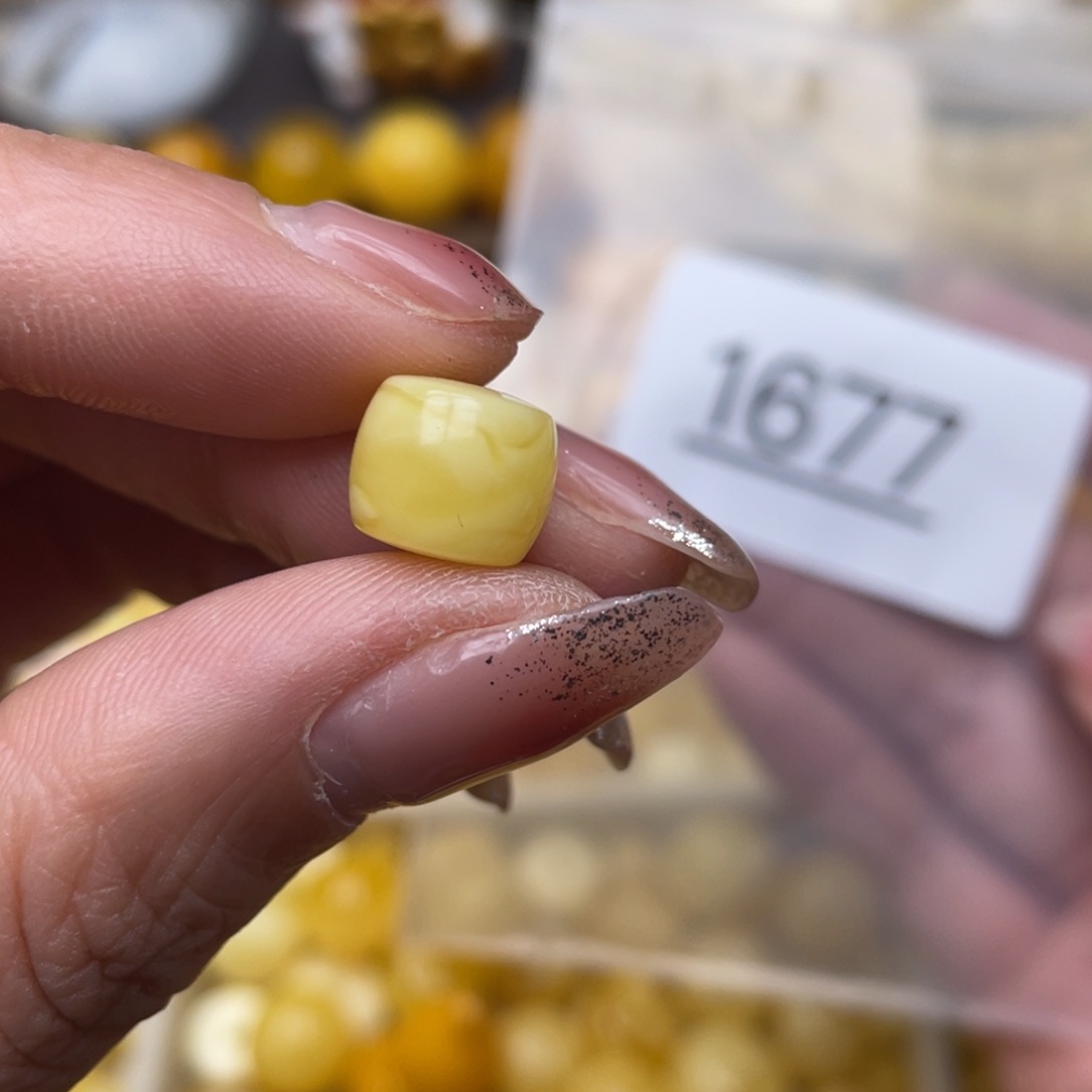 蜜蜡珠宝奇石未镶嵌10