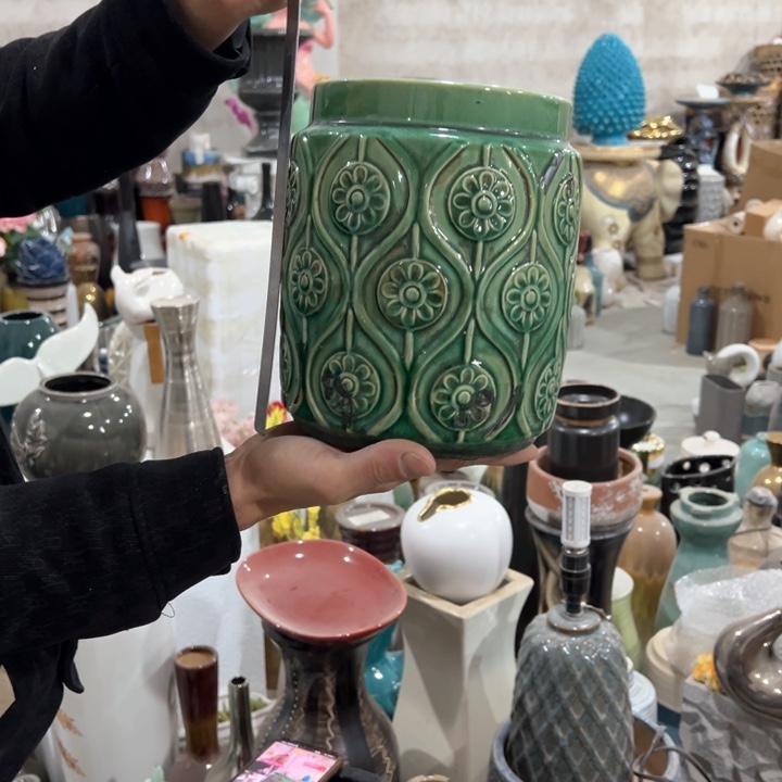 摆件高度21厘米口径13厘米微瑕捡漏