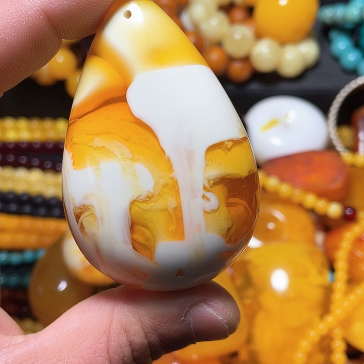 琥珀颈饰未镶嵌雅*姐琥珀